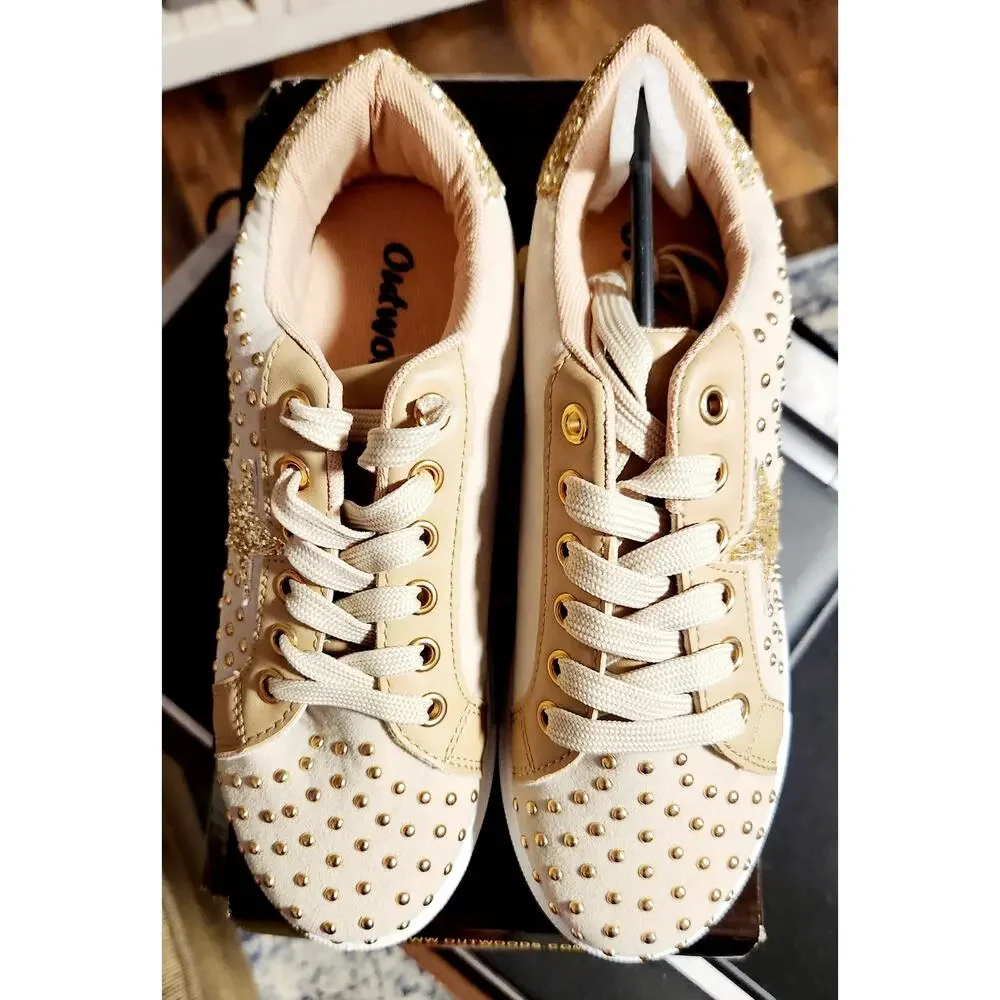 Outwoods FAST-41 STUDDED SNEAKER Size‎ 6M